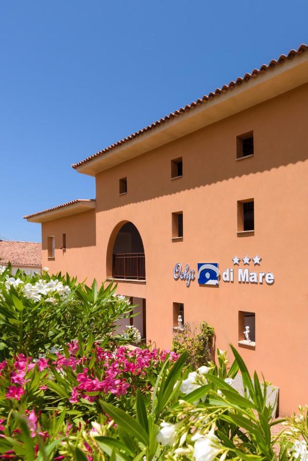 Ochji Di Mare 3*